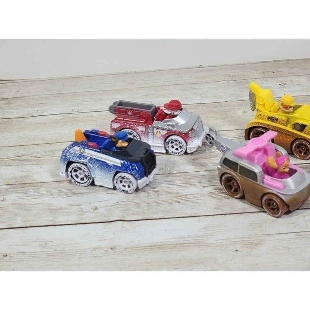 Hot Wheels lot paw
